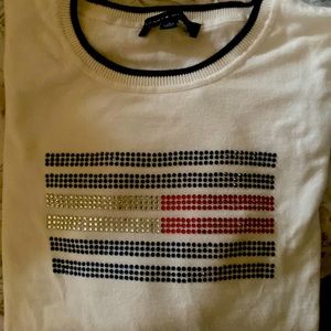 Tommy Hilfinger XL womens Off-white designer sweater with American flag red slve